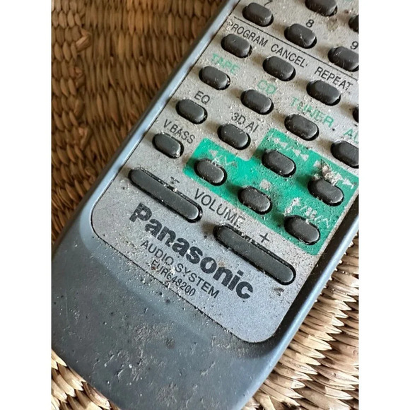 Panasonic Audio System remote - Picture 4 of 8